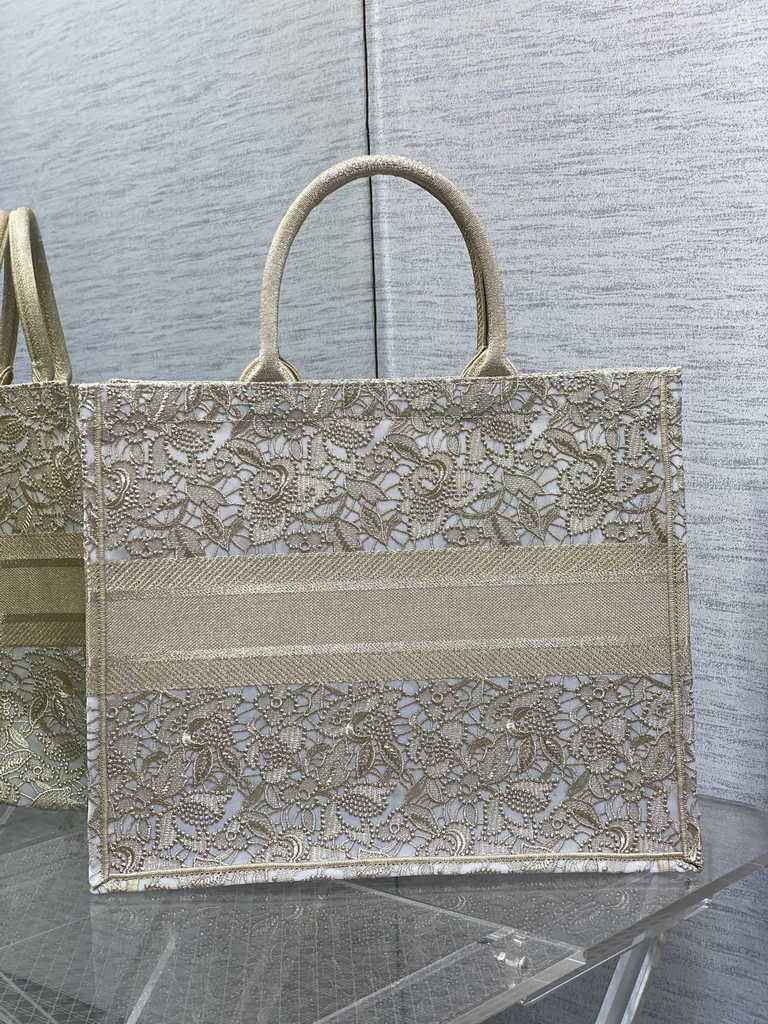 Dior Large Book Tote Bag M1286 Gold-Tone D-Lace Embroidery with Macramé Effect