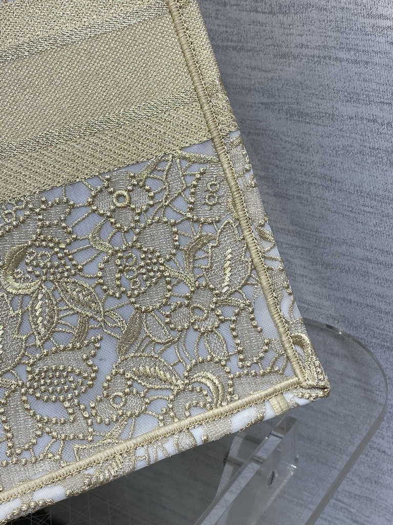 Dior Large Book Tote Bag M1286 Gold-Tone D-Lace Embroidery with Macramé Effect