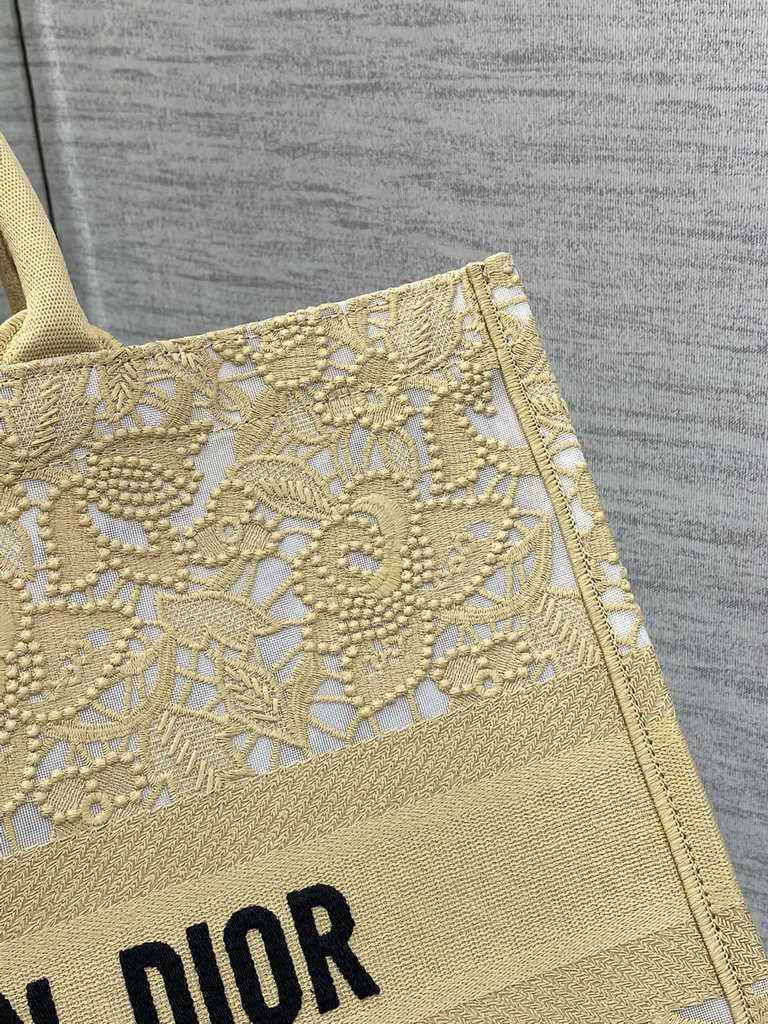 Dior Large Book Tote Bag M1286 Gold-Tone Black D-Lace Embroidery