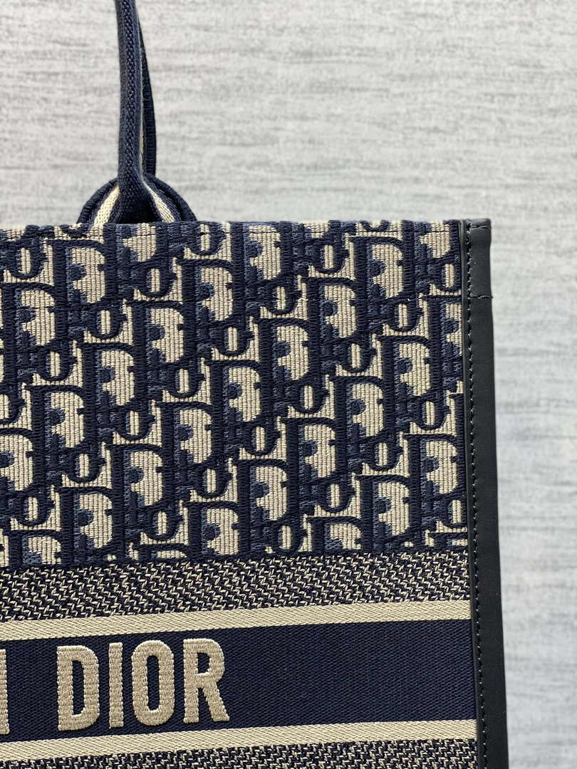 Dior Large Book Tote Bag M1323 Blue Dior Oblique Embroidery