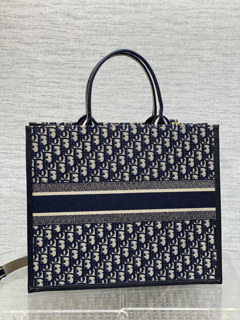 Dior Large Book Tote Bag M1323 Blue Dior Oblique Embroidery