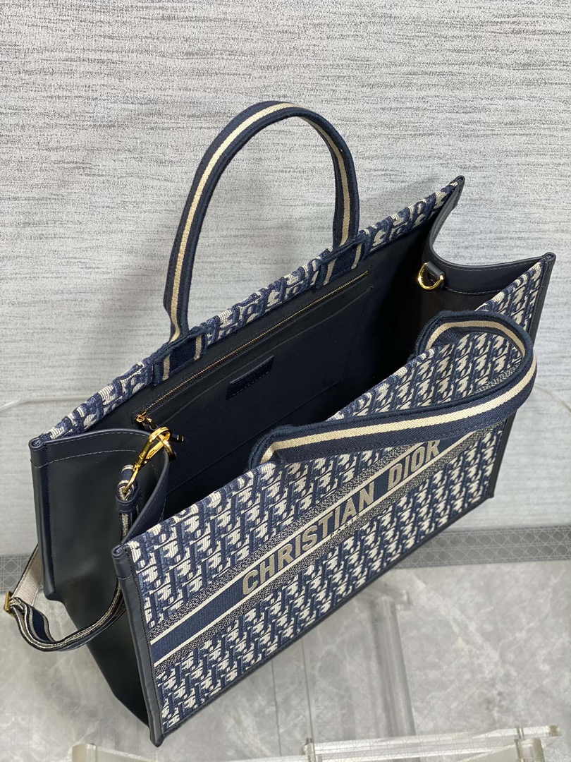 Dior Large Book Tote Bag M1323 Blue Dior Oblique Embroidery