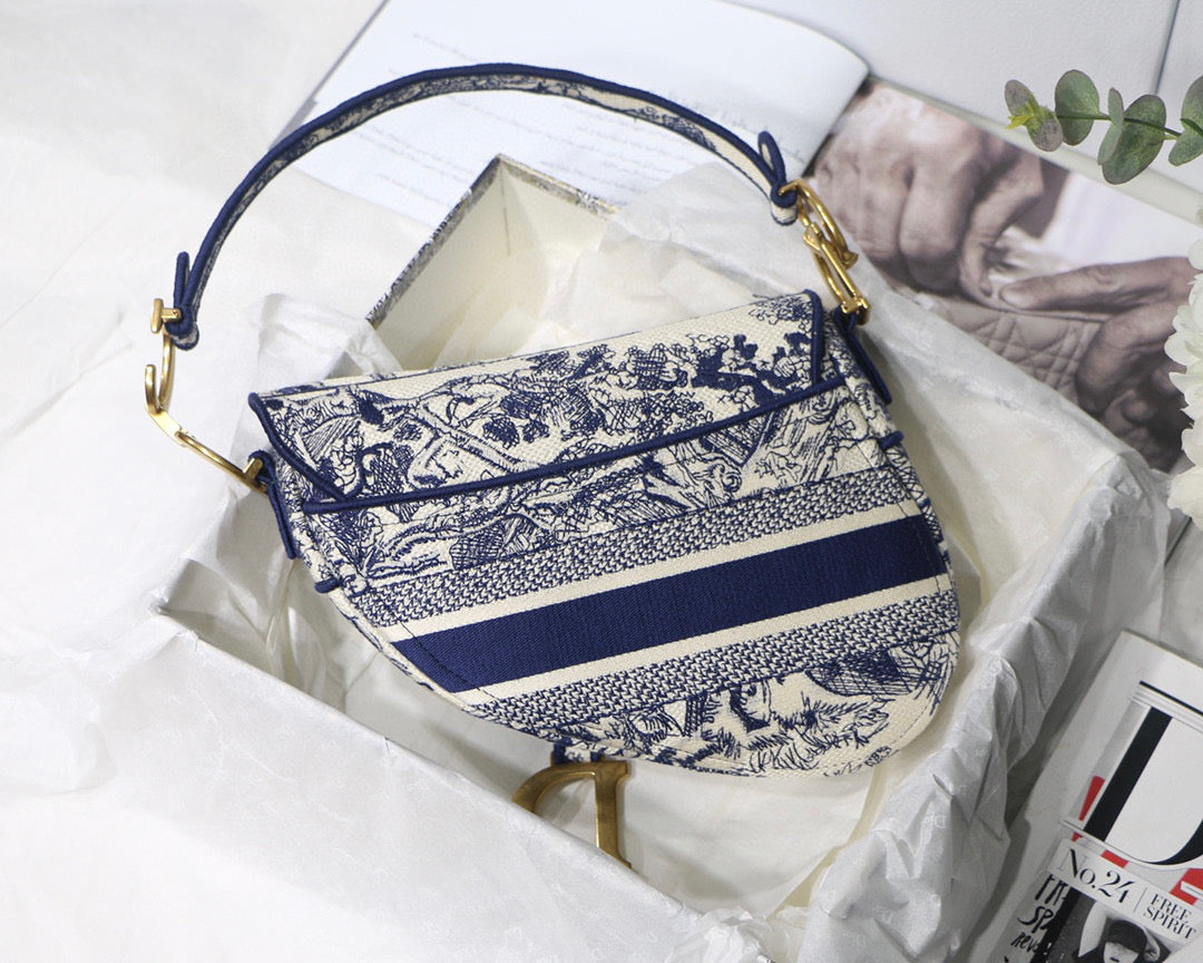 Dior M0446 Saddle Bag Blue Toile de Jouy Embroidery