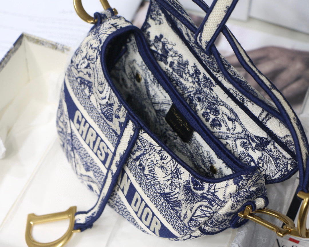 Dior M0446 Saddle Bag Blue Toile de Jouy Embroidery