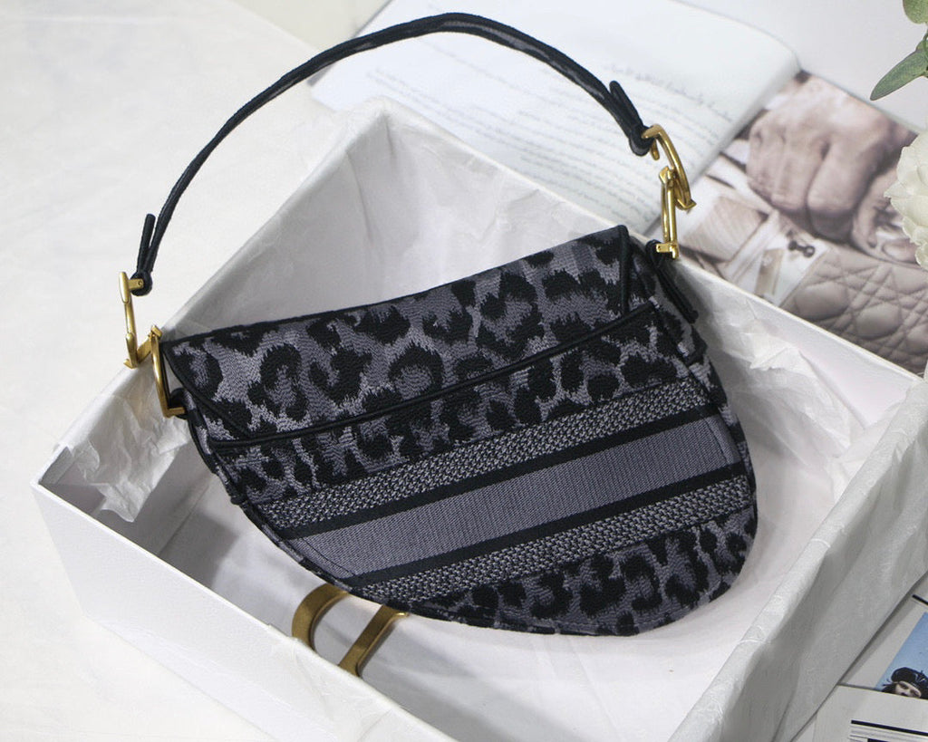 Dior M0446 Saddle Bag Gray Mizza Embroidery