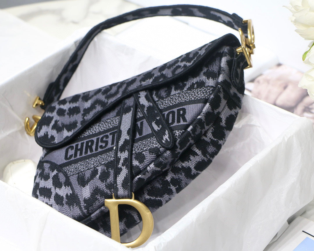 Dior M0446 Saddle Bag Gray Mizza Embroidery