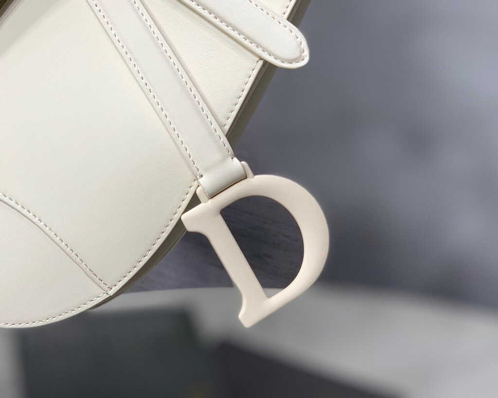 Dior M0455 Saddle Bag with Strap Beige Smooth Calfskin