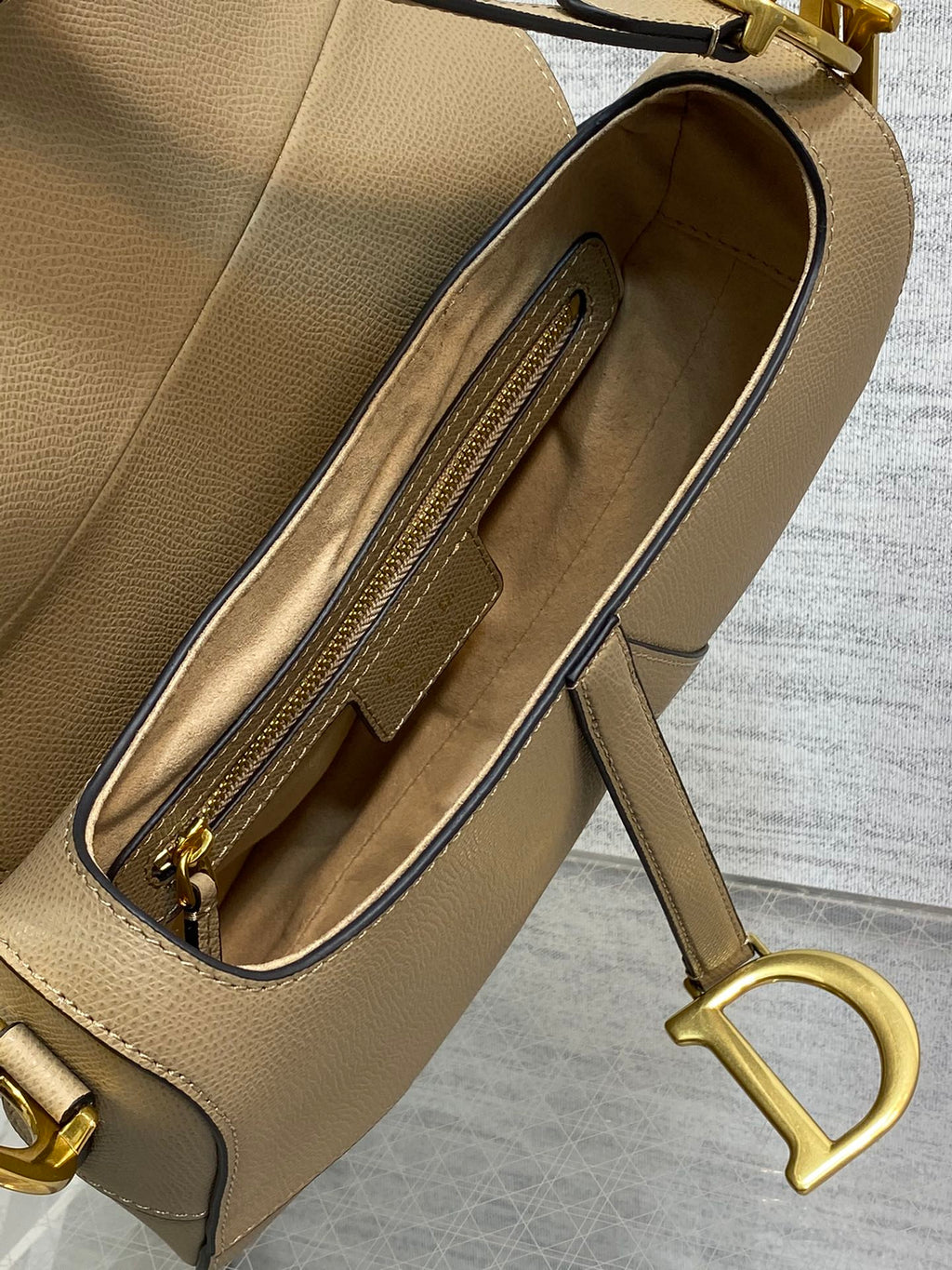 Dior M0455 Saddle Bag with Strap Beige Grained Calfskin