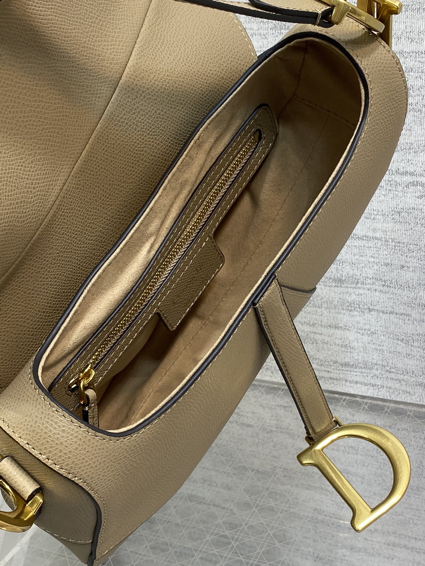 Dior M0455 Saddle Bag with Strap Beige Grained Calfskin
