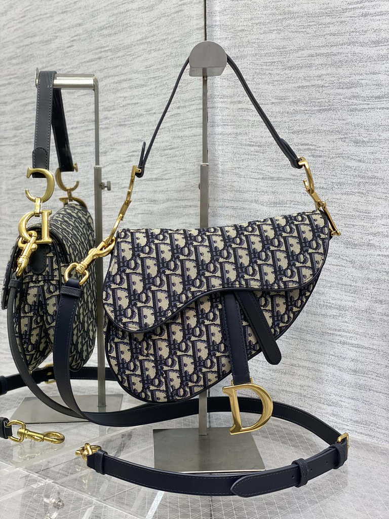11. Dior Saddle Bag M0455 blue oblique canvas with leather trim