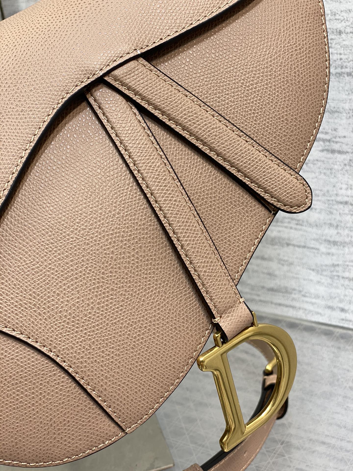Dior M0455 Saddle Bag with Strap Light Pink Grained Calfskin