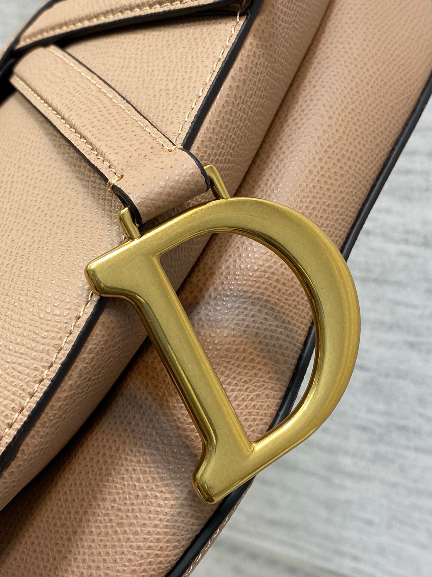 Dior M0455 Saddle Bag with Strap Light Pink Grained Calfskin