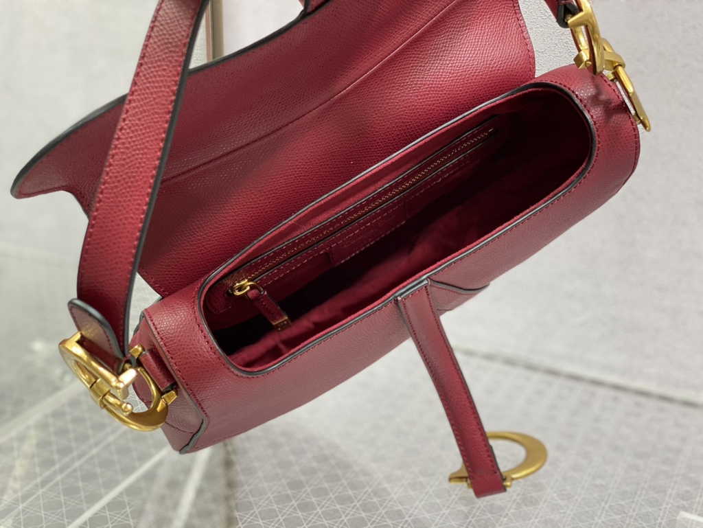 Dior M0455 Saddle Bag with Strap Red Grained Calfskin