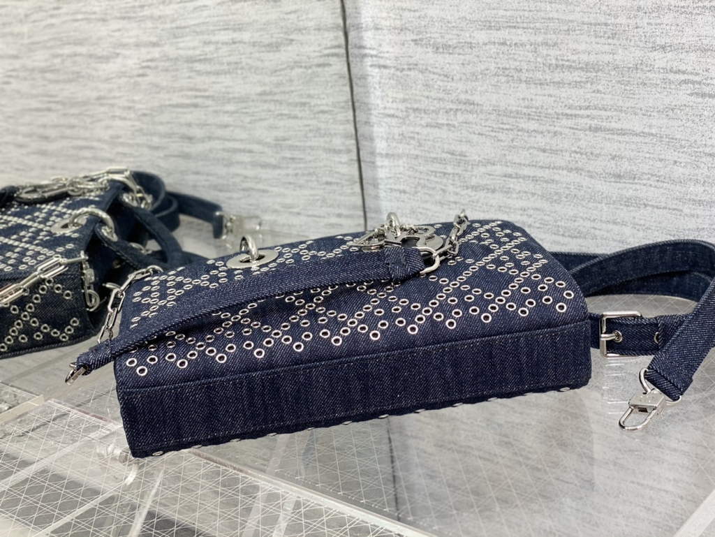 Dior M0540 Medium Lady D-Joy Bag Blue Cannage Raffia