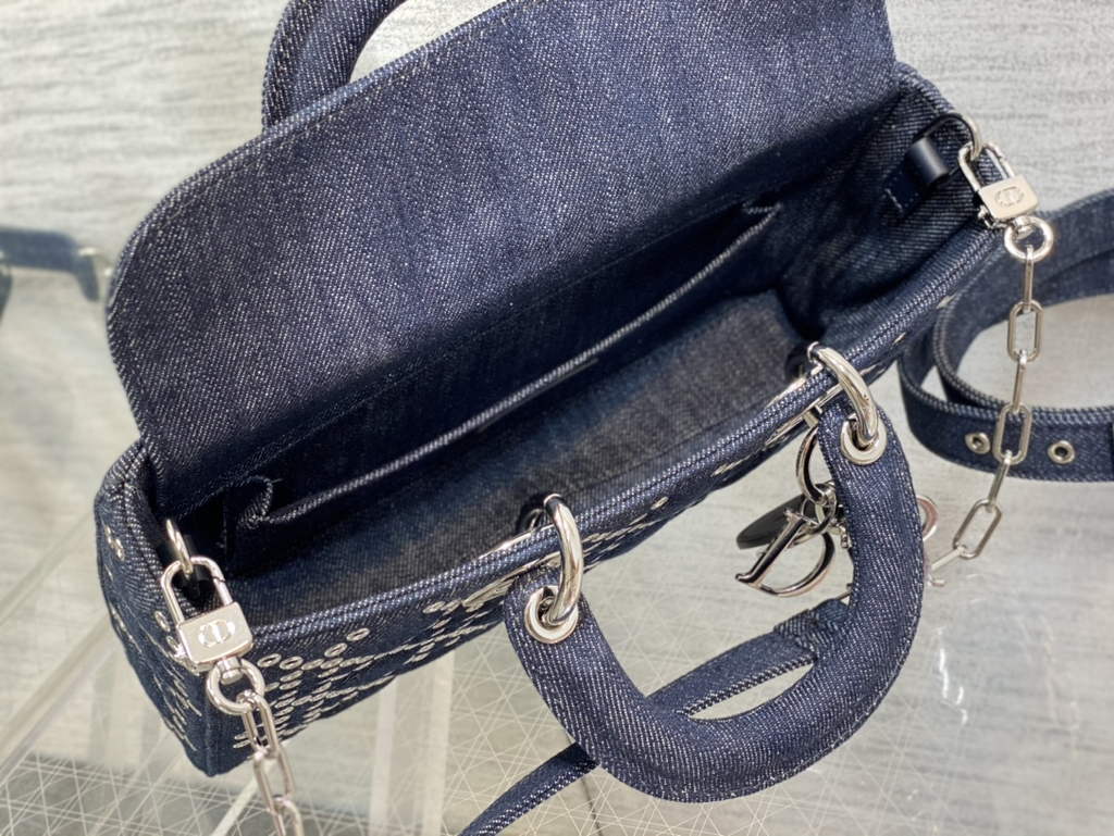 Dior M0540 Medium Lady D-Joy Bag Blue Cannage Raffia