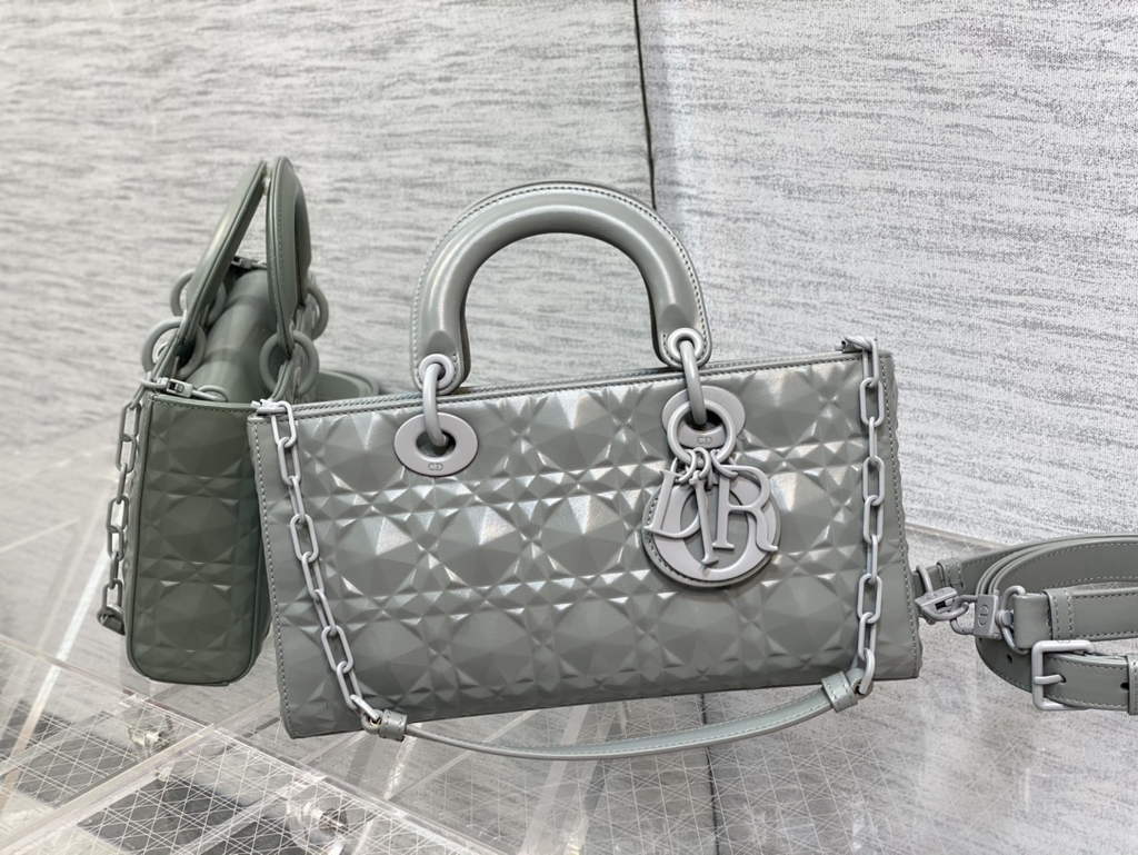 Dior M0540 Medium Lady D-Joy Bag Gray Cannage Calfskin with Diamond Motif