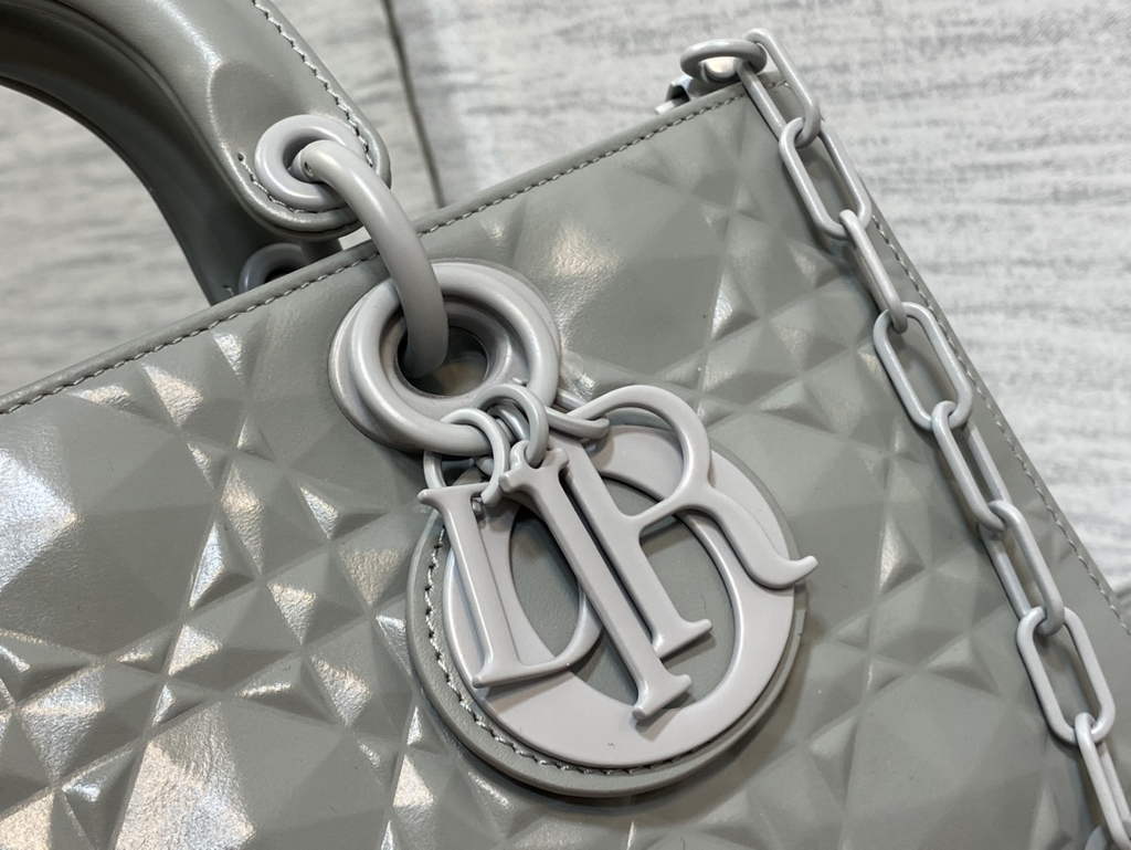Dior M0540 Medium Lady D-Joy Bag Gray Cannage Calfskin with Diamond Motif