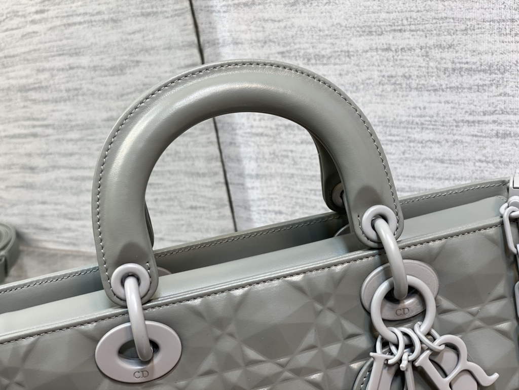 Dior M0540 Medium Lady D-Joy Bag Gray Cannage Calfskin with Diamond Motif
