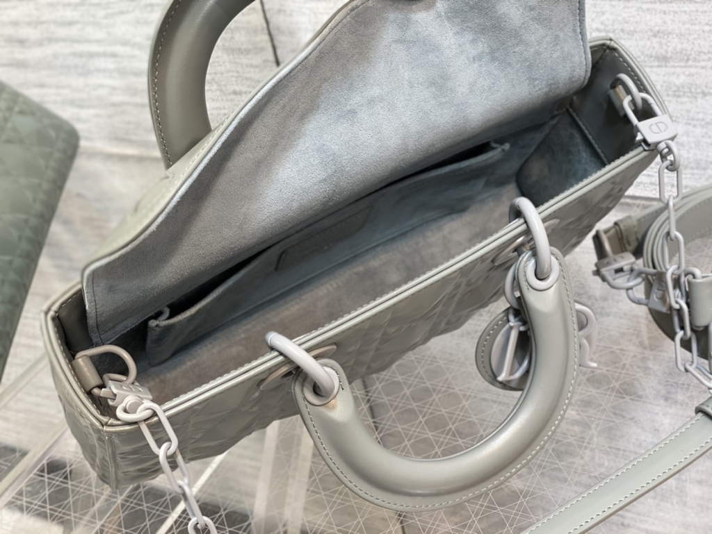 Dior M0540 Medium Lady D-Joy Bag Gray Cannage Calfskin with Diamond Motif