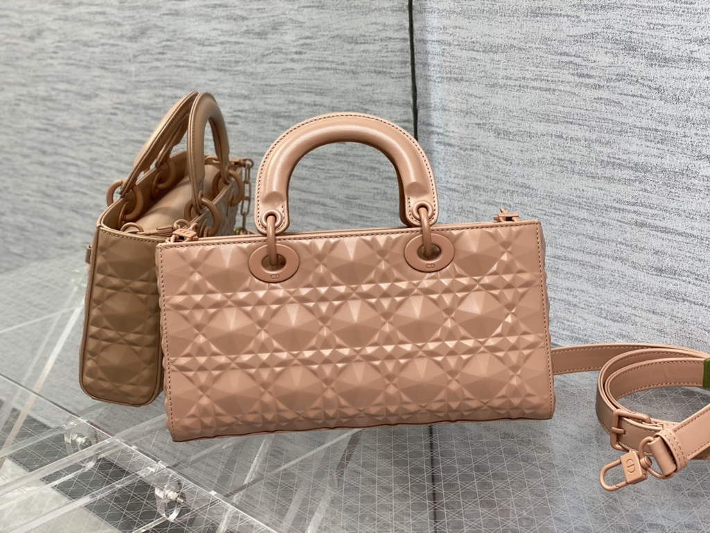 Dior M0540 Medium Lady D-Joy Bag Pink Cannage Calfskin with Diamond Motif