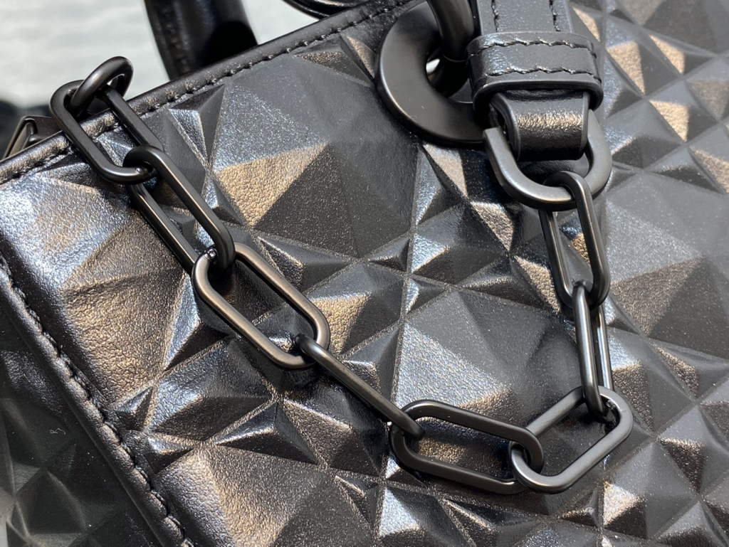 Dior M0540 Medium Lady D-Joy Bag Black Cannage Calfskin with Diamond Motif