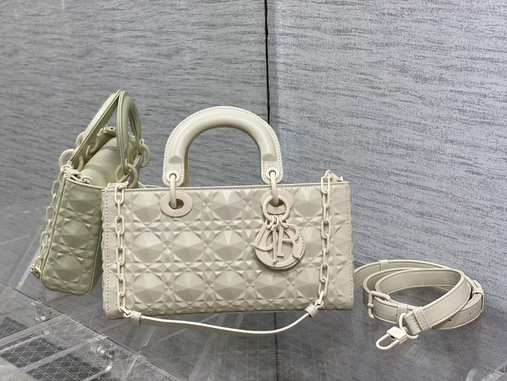Dior M0540 Medium Lady D-Joy Bag Beige Cannage Calfskin with Diamond Motif