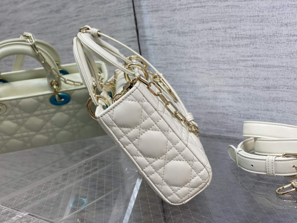 Dior M0540 Medium Lady D-Joy Bag Beige Cannage Lambskin