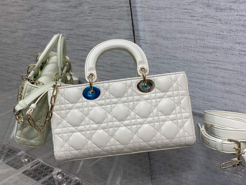 Dior M0540 Medium Lady D-Joy Bag Beige Cannage Lambskin