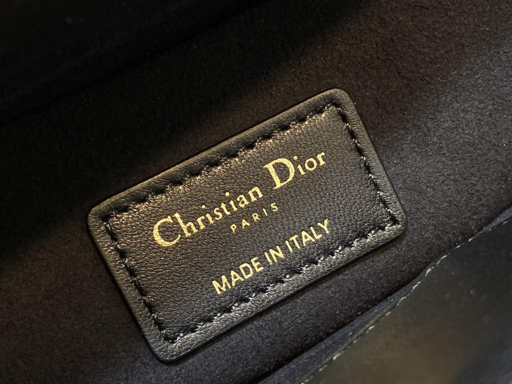 Dior M0540 Medium Lady D-Joy Bag Black Cannage Lambskin