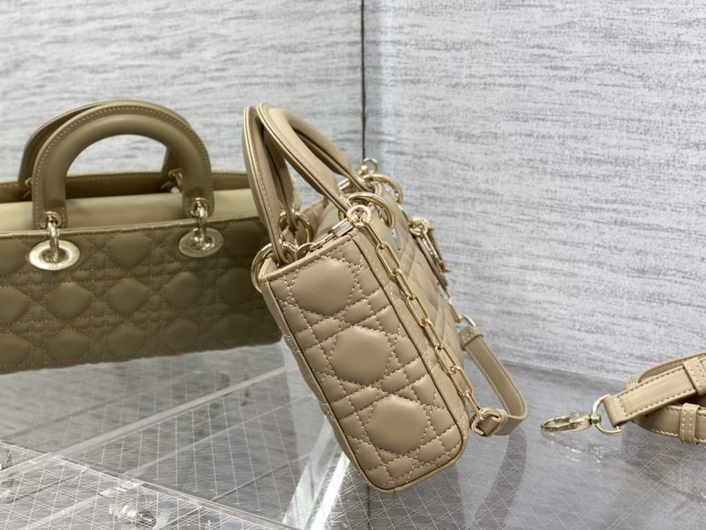 Dior M0540 Medium Lady D-Joy Bag Apricot Cannage Lambskin