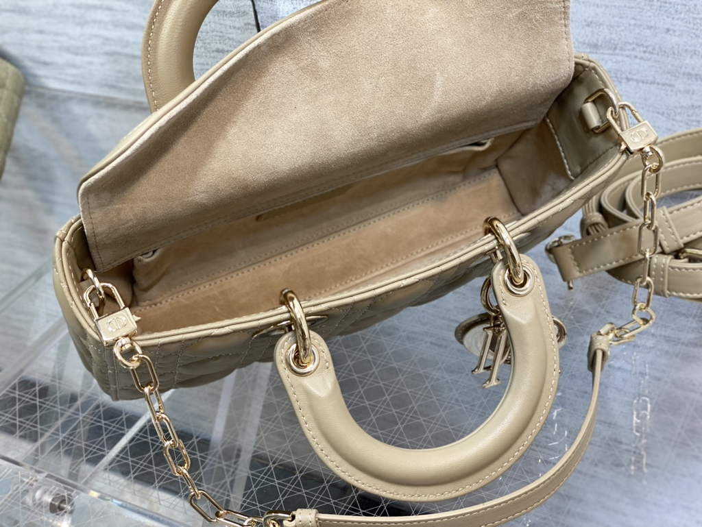 Dior M0540 Medium Lady D-Joy Bag Apricot Cannage Lambskin