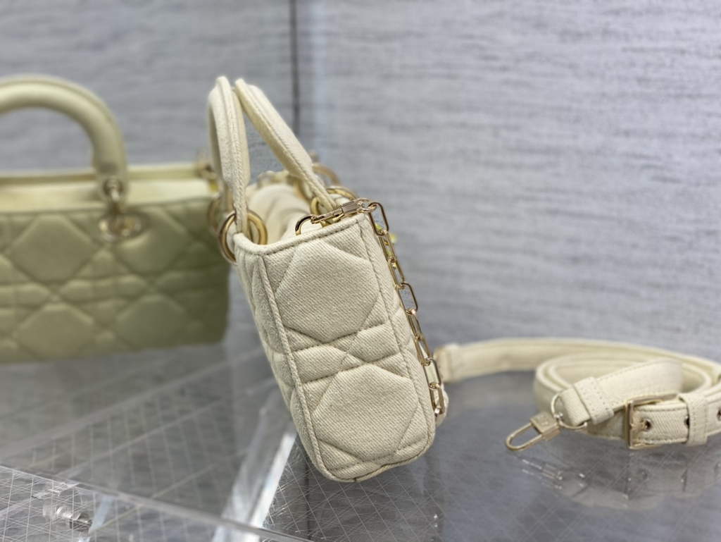 Dior M0540 Medium Lady D-Joy Bag Beige Cannage Raffia
