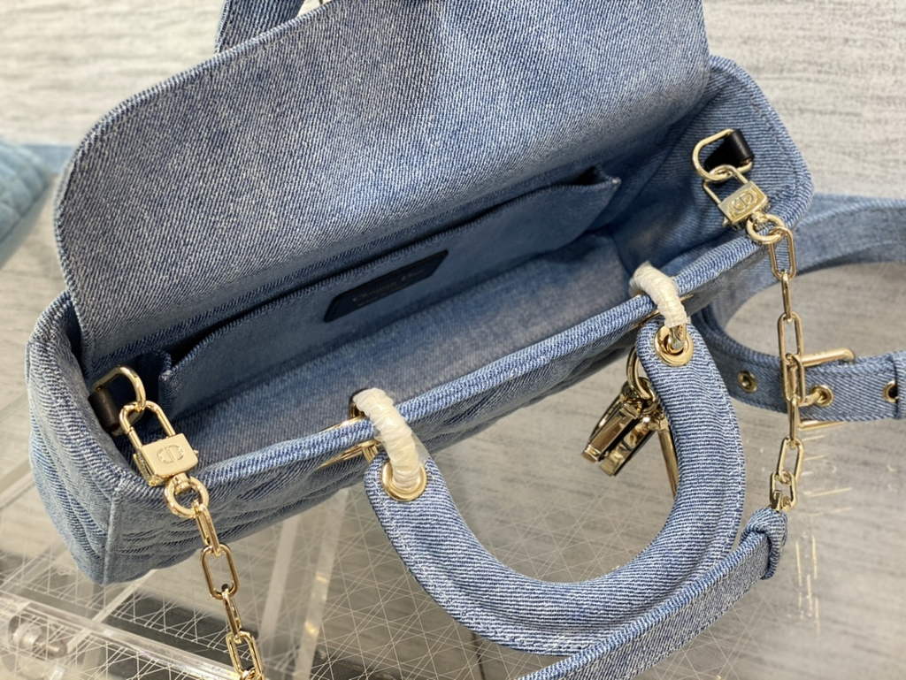 Dior M0540 Medium Lady D-Joy Bag Blue Cannage Raffia