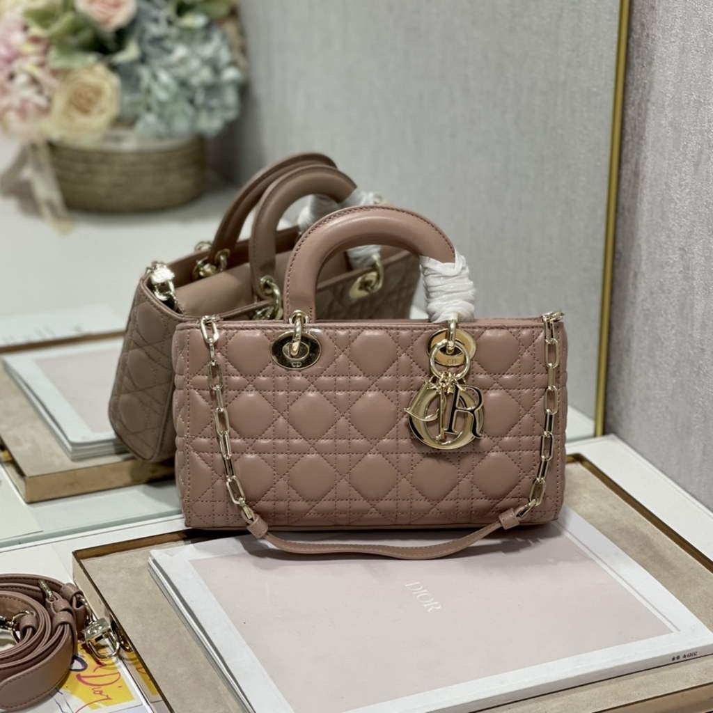 Dior M0540 Medium Lady D-Joy Bag Light Pink Cannage Lambskin