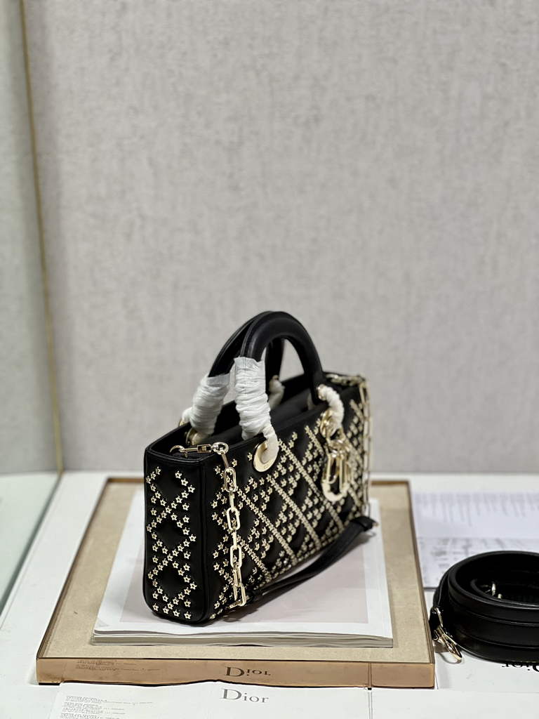 Dior M0540 Medium Lady D-Joy Bag Black Lucky Star Cannage Lambskin - Default Title - View 4