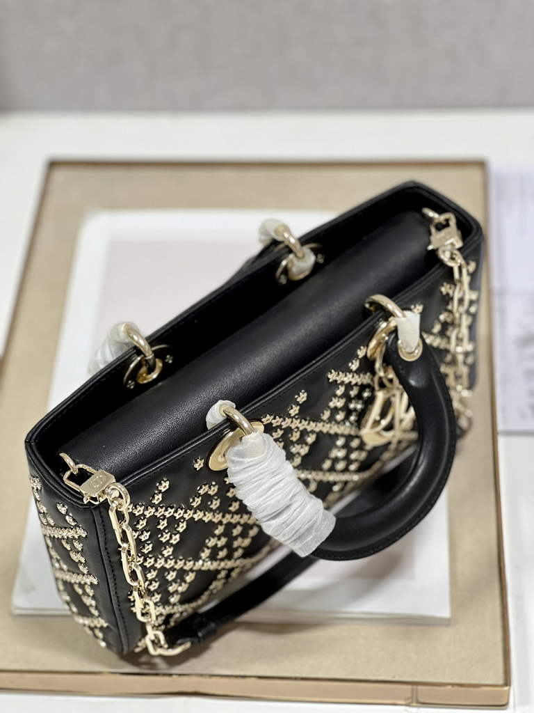 Dior M0540 Medium Lady D-Joy Bag Black Lucky Star Cannage Lambskin