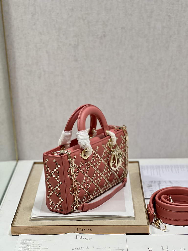Dior M0540 Medium Lady D-Joy Bag Pink Lucky Star Cannage Lambskin - Default Title - View 4