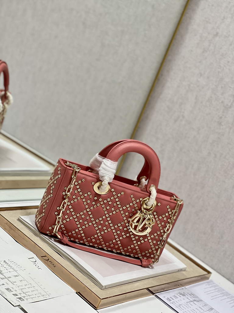 Dior M0540 Medium Lady D-Joy Bag Pink Lucky Star Cannage Lambskin