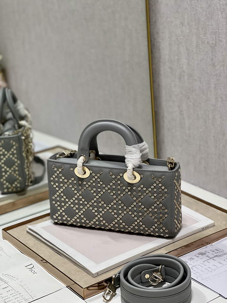 Dior M0540 Medium Lady D-Joy Bag Gray Lucky Star Cannage Lambskin