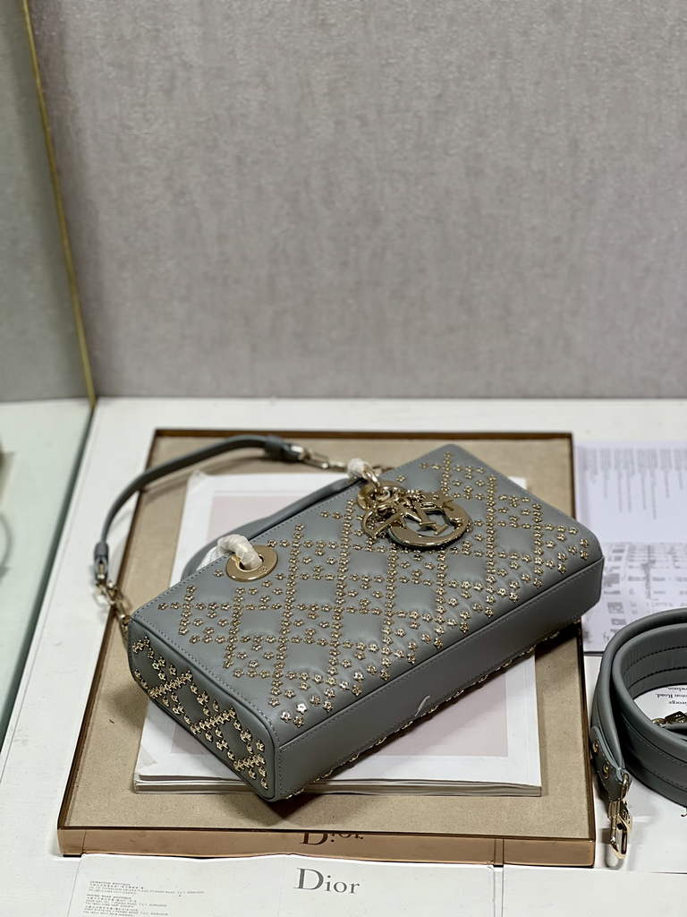 Dior M0540 Medium Lady D-Joy Bag Gray Lucky Star Cannage Lambskin