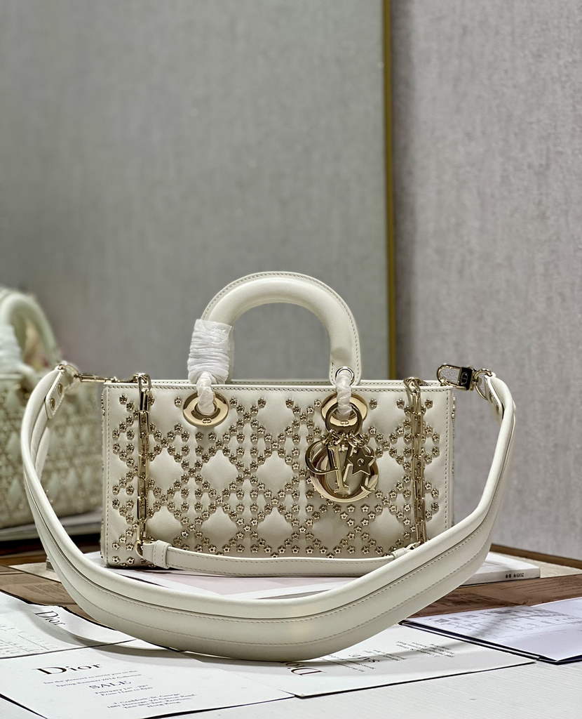 Dior M0540 Medium Lady D-Joy Bag Beige Lucky Star Cannage Lambskin - Default Title - View 1