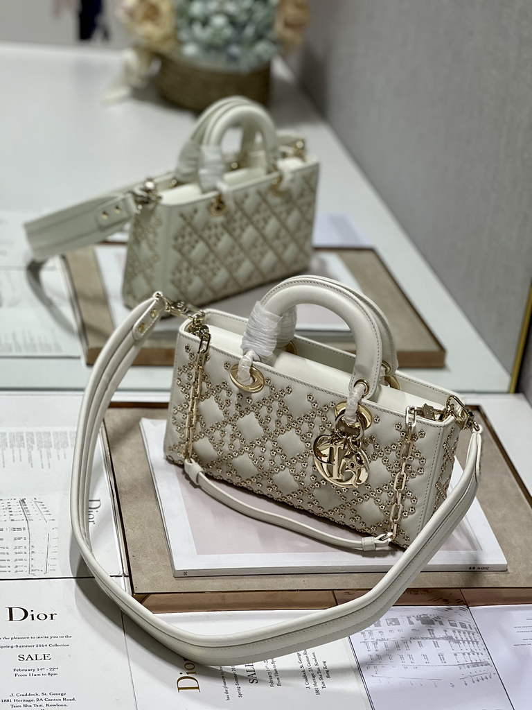Dior M0540 Medium Lady D-Joy Bag Beige Lucky Star Cannage Lambskin