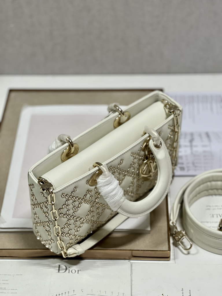 Dior M0540 Medium Lady D-Joy Bag Beige Lucky Star Cannage Lambskin