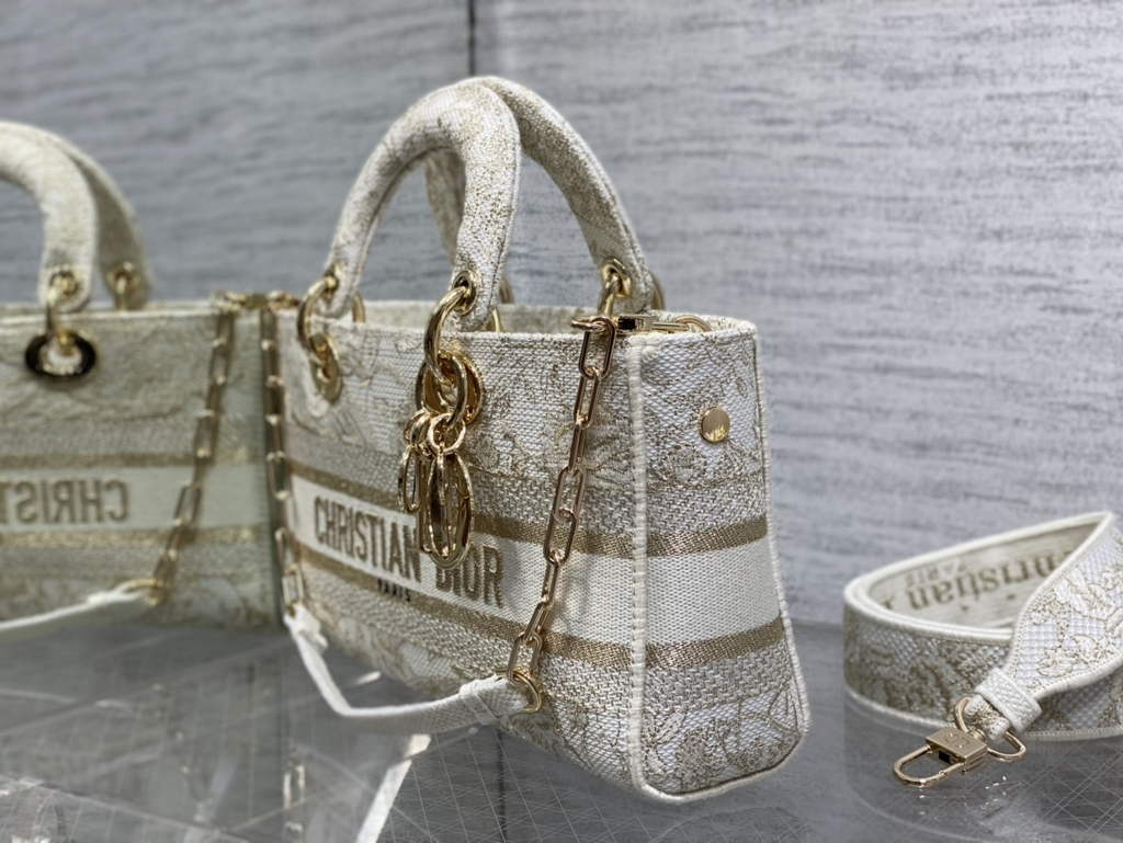 Dior M0540 Medium Lady D-Joy Bag Beige Multicolor Embroidery