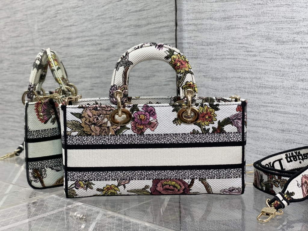 Dior M0540 Medium Lady D-Joy Bag White Multicolor Dior Petites Fleurs