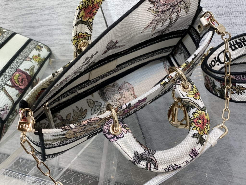 Dior M0540 Medium Lady D-Joy Bag White Multicolor Dior Petites Fleurs