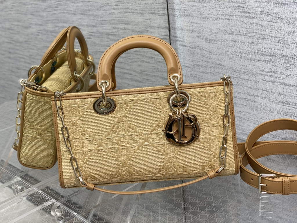 Dior M0540 Medium Lady D-Joy Bag Natural Cannage Raffia