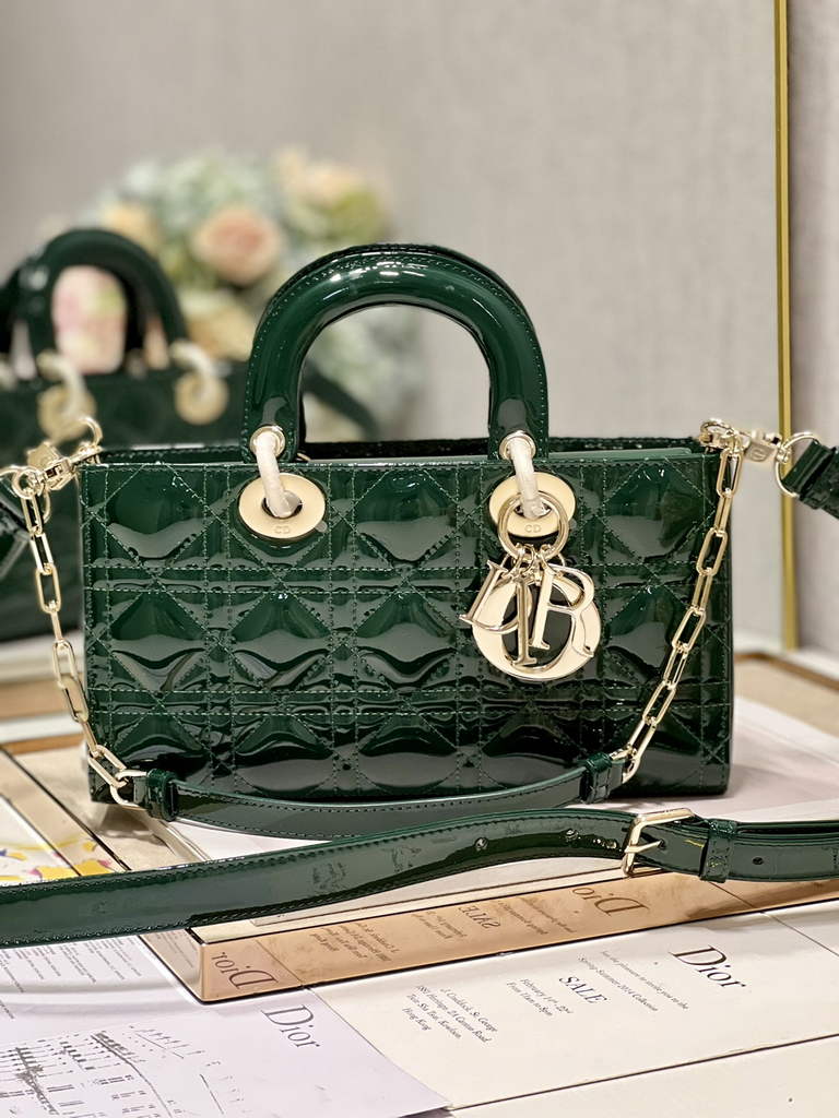 Dior M0540 Medium Lady D-Joy Bag Green Patent Cannage Calfskin
