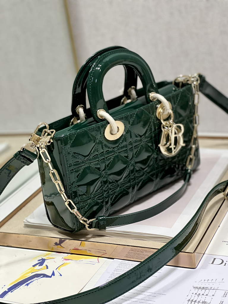 Dior M0540 Medium Lady D-Joy Bag Green Patent Cannage Calfskin - Default Title - View 2