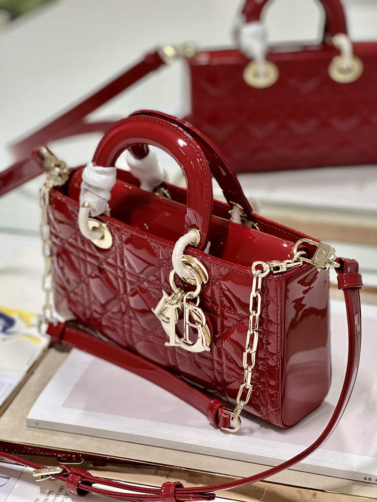 Dior M0540 Medium Lady D-Joy Bag Red Patent Cannage Calfskin - Default Title - View 4